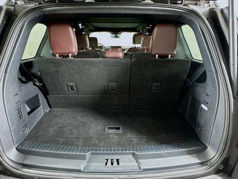 Used 2024 Ford Expedition Limited image 31