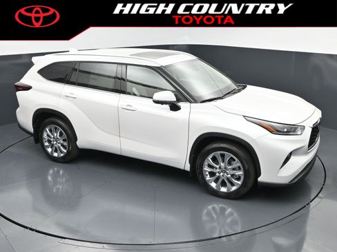 New 2026 Toyota Highlander Limited AWD/4WD image 34