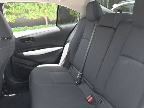 Used 2024 Toyota Corolla LE FWD image 13