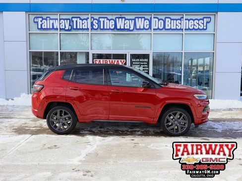 Used 2024 Jeep Compass Limited w/ High Altitude Package image 1