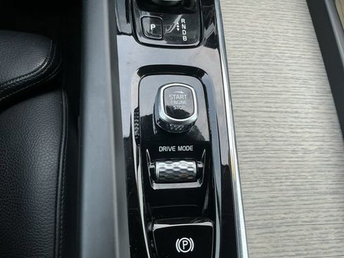Used 2018 Volvo XC60 T8 Inscription w/ Advanced Package AWD/4WD image 26