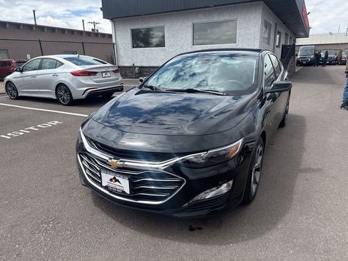 Used 2024 Chevrolet Malibu LT FWD image 3