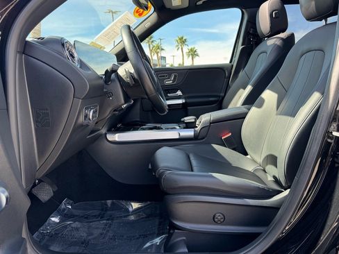 Certified 2023 Mercedes-Benz GLB 250 image 13