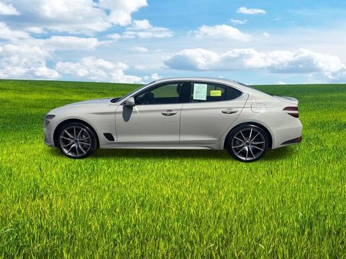 Used 2025 Genesis G70 2.5T AWD/4WD image 6