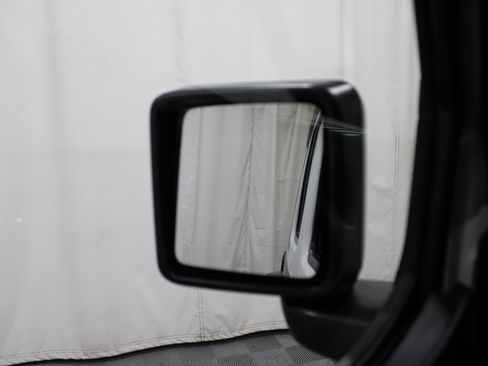 Used 2018 Jeep Wrangler Unlimited Sport image 10