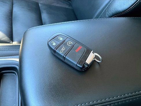 Used 2020 Dodge Durango GT image 11