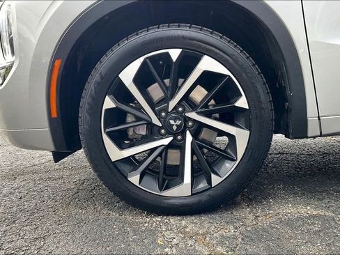 Used 2022 Mitsubishi Outlander SEL image 9