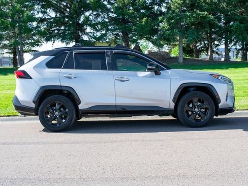 Used 2019 Toyota RAV4 XSE image 7