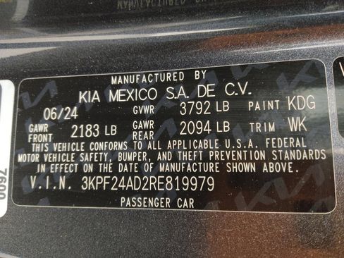 Used 2024 Kia Forte LX image 33