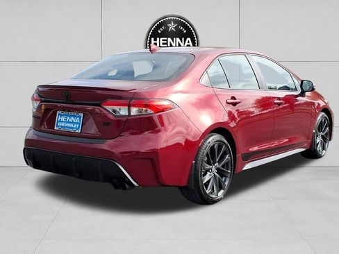 Used 2025 Toyota Corolla SE FWD image 12