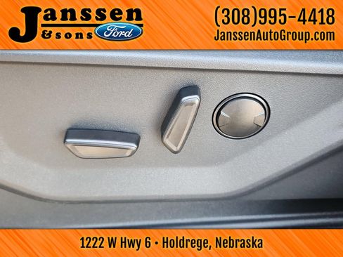 New 2025 Ford Expedition Max Platinum w/ Stealth Performance Package image 23