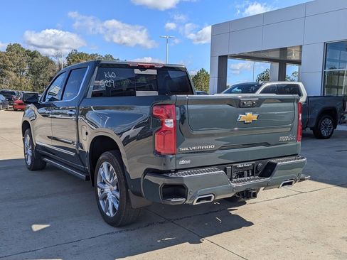 New 2026 Chevrolet Silverado 1500 High Country w/ Technology Package image 8