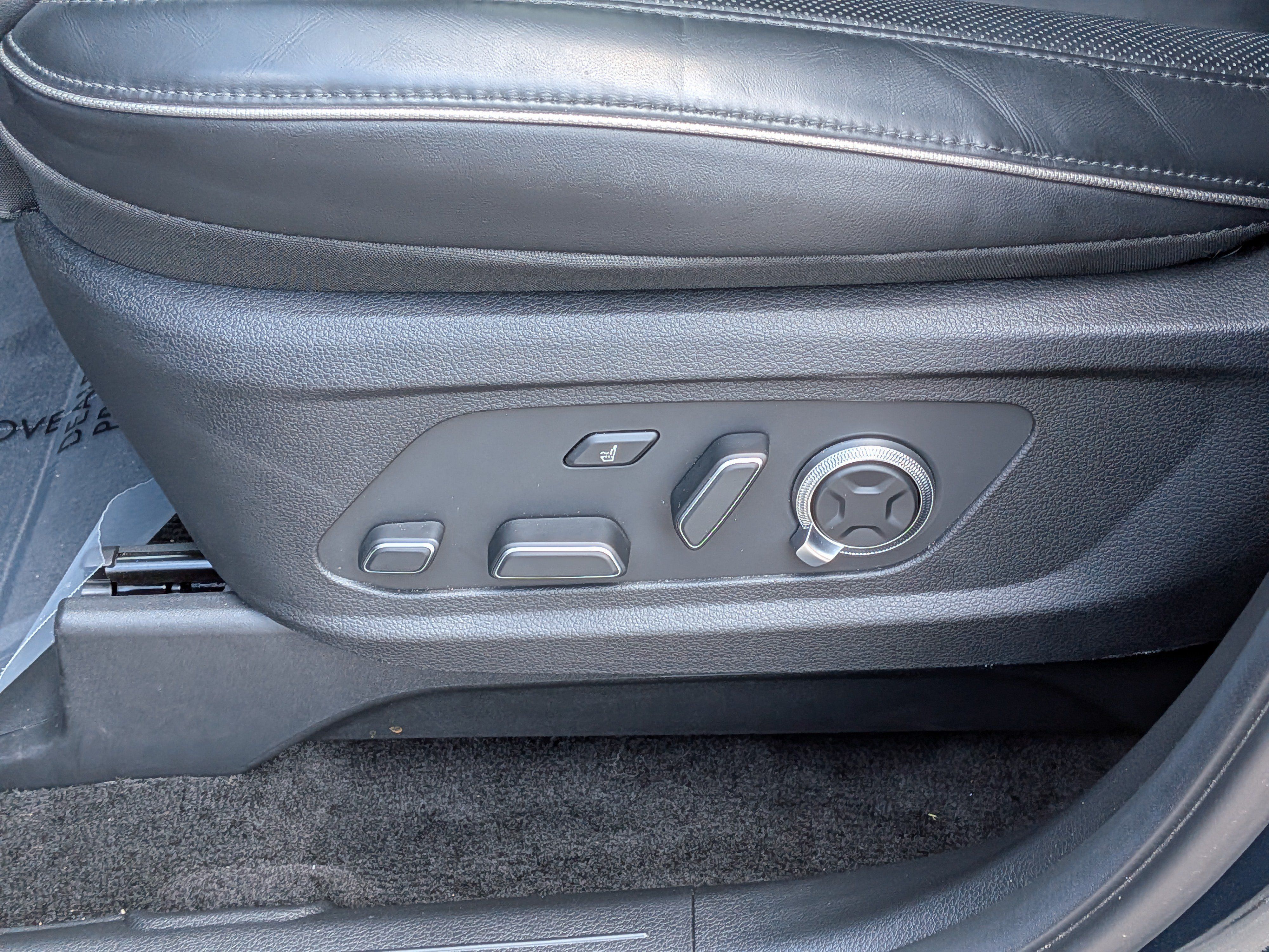 Used 2025 Hyundai Palisade Calligraphy FWD image 24