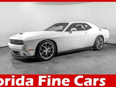 Used 2023 Dodge Challenger GT image 1