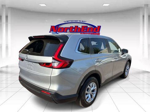 Used 2025 Honda CR-V LX image 3