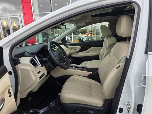 Used 2024 Nissan Murano Platinum w/ Cargo Package image 15