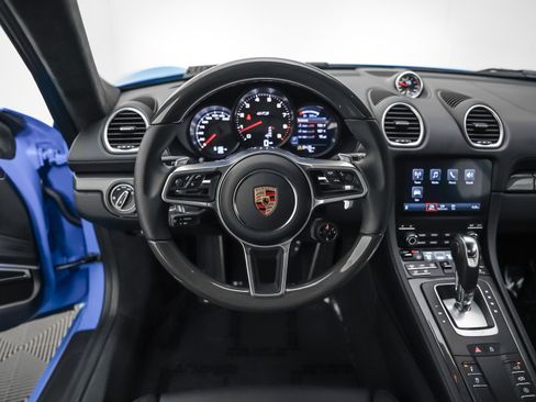 Used 2025 Porsche 718 Cayman GT4 image 14