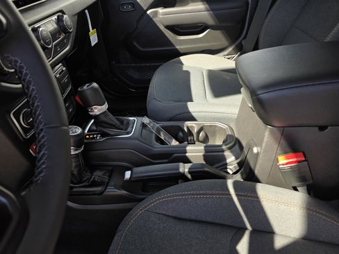 New 2026 Jeep Wrangler Willys AWD/4WD image 12