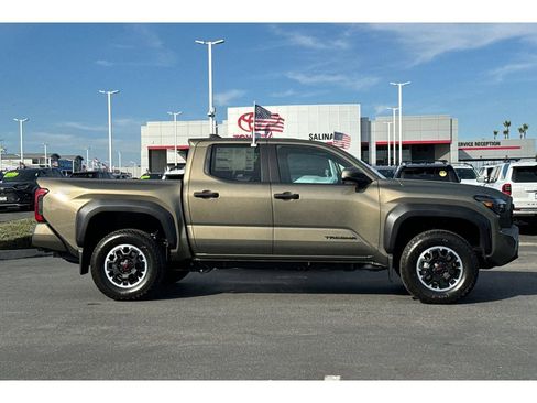 New 2025 Toyota Tacoma TRD Off-Road image 3