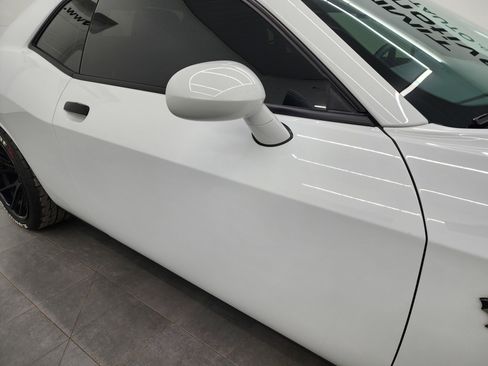 Used 2017 Dodge Challenger SRT Hellcat RWD image 25