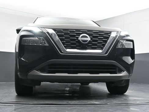 Used 2023 Nissan Rogue SV image 19