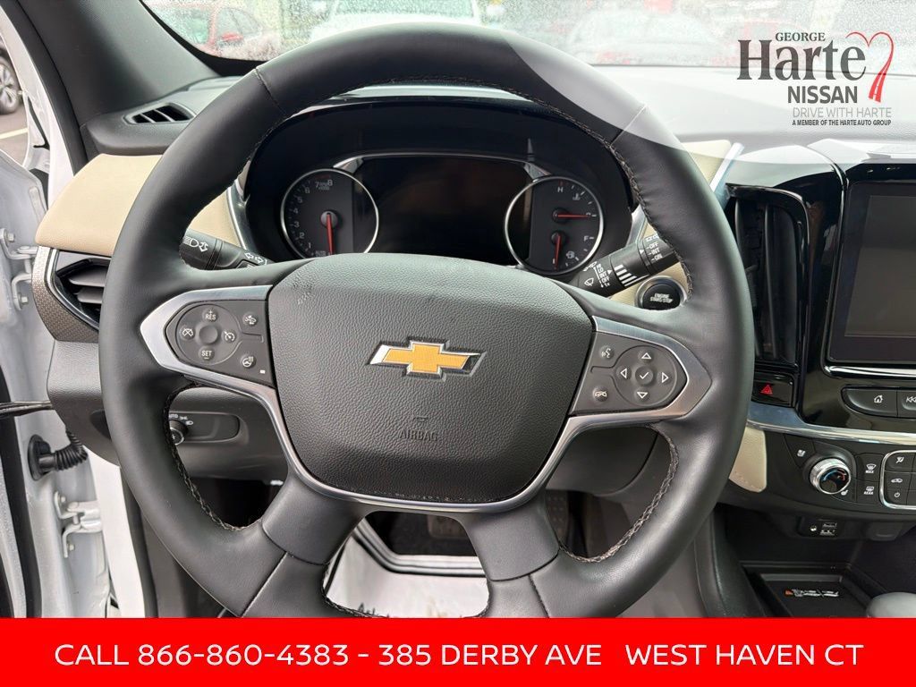 Used 2023 Chevrolet Traverse Premier AWD/4WD image 15