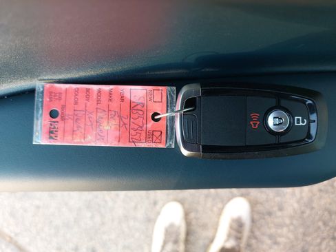 Used 2025 Ford Maverick XLT w/ Equipment Group 302A image 38