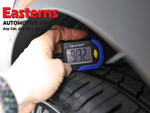 Used 2022 Mitsubishi Outlander SEL image 28