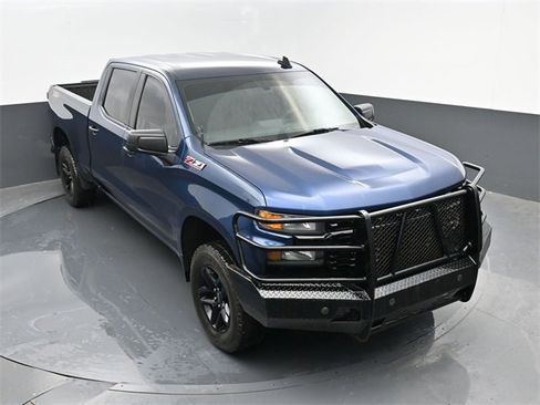 Used 2019 Chevrolet Silverado 1500 Custom Trail Boss w/ Custom Convenience Package image 19