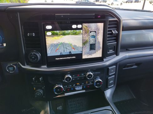 Used 2025 Ford F150 Lariat w/ Equipment Group 502A High image 17