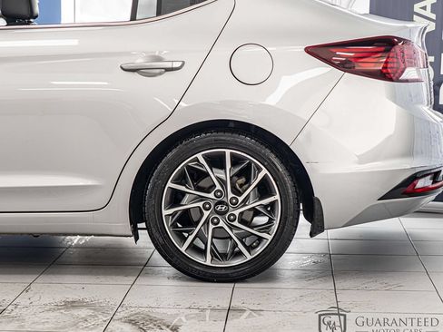 Used 2020 Hyundai Elantra Limited w/ Cargo Package (C1) FWD image 8