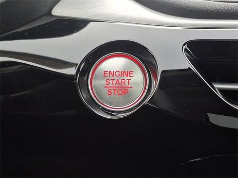 Used 2023 Acura MDX SH-AWD w/ Technology Package image 25