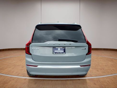Certified 2026 Volvo XC90 B6 Plus AWD/4WD image 5