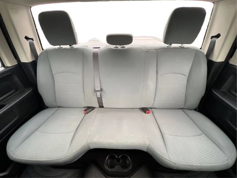Used 2018 RAM 1500 Express w/ Black Ram 1500 Express Group AWD/4WD image 18