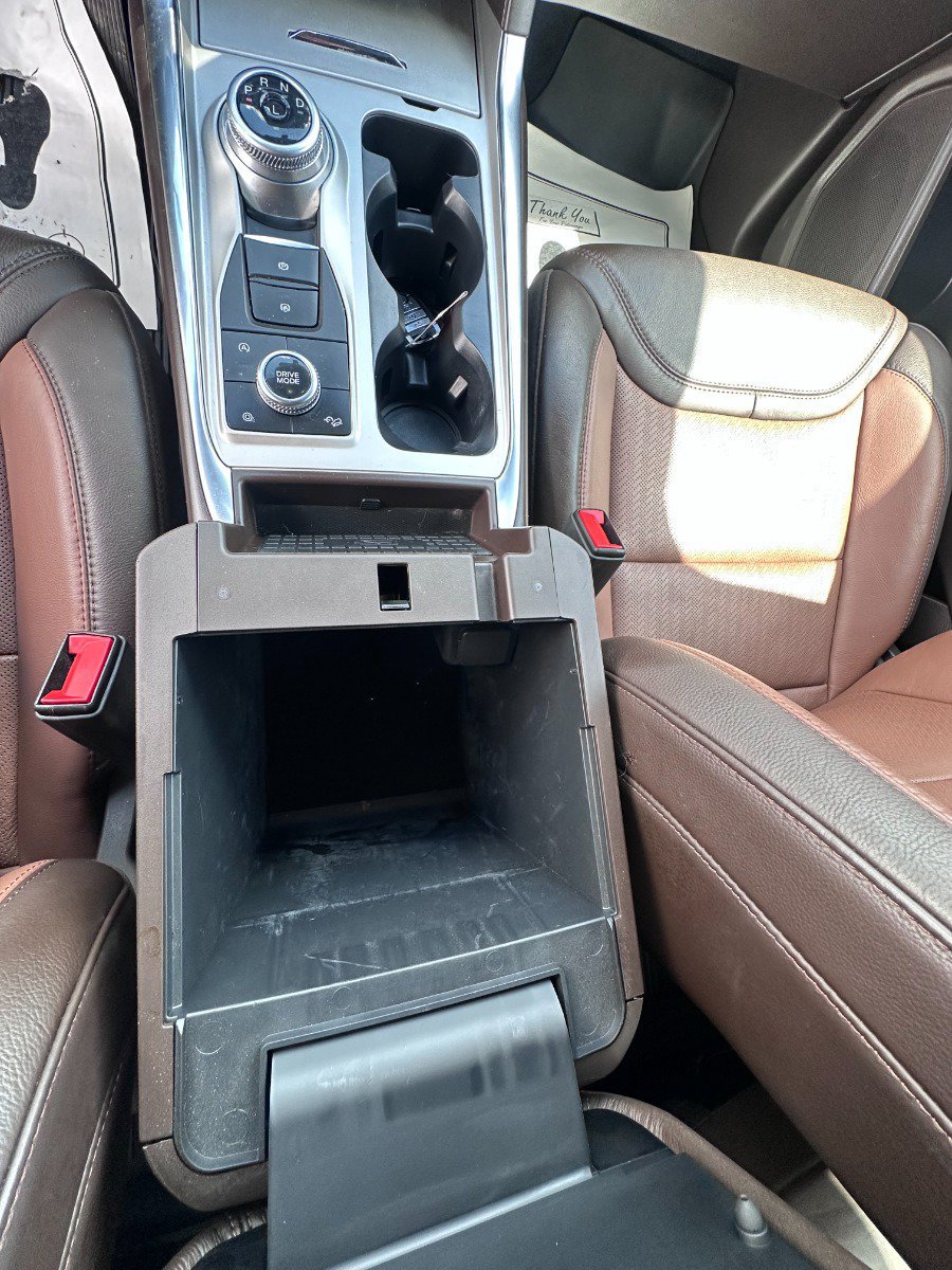 Used 2023 Ford Explorer King Ranch w/ Technology Package AWD/4WD image 15