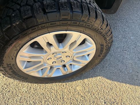 Used 2012 Ford F150 Platinum image 58