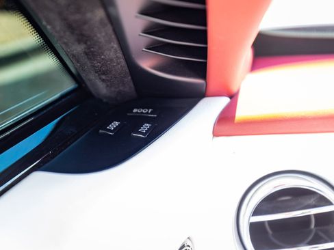 Used 2017 Rolls-Royce Dawn image 52