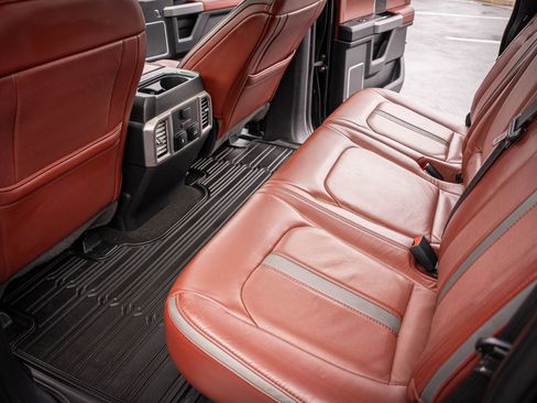 Used 2019 Ford F250 Platinum w/ Platinum Ultimate Package image 33