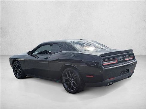Used 2019 Dodge Challenger SXT w/ Blacktop Package image 8