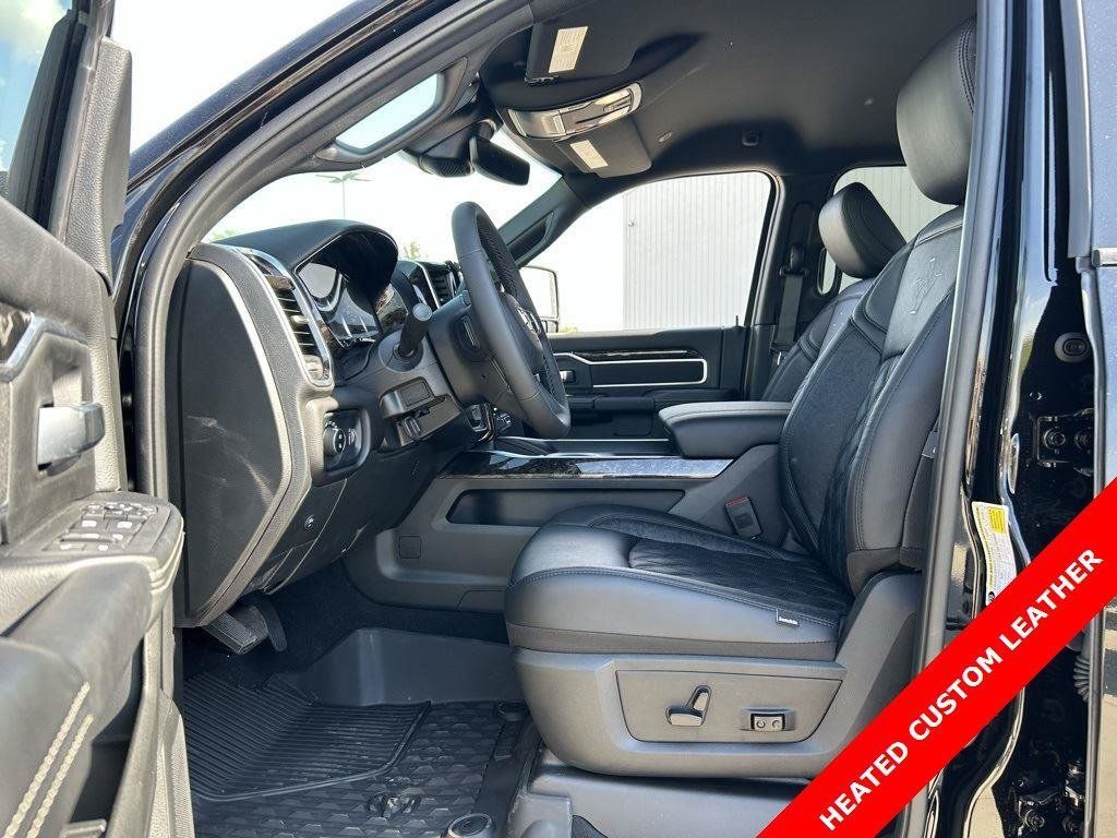 New 2025 RAM 2500 Big Horn AWD/4WD image 3