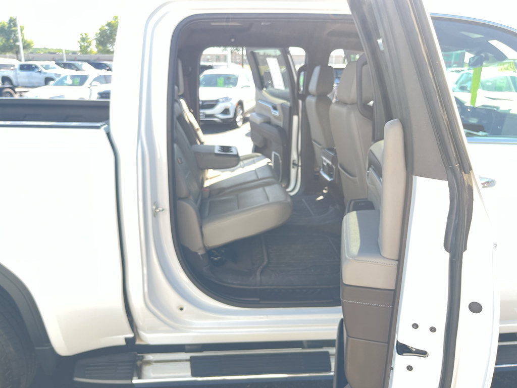 Used 2022 GMC Sierra 1500 SLT w/ SLT Premium Plus Package AWD/4WD image 36