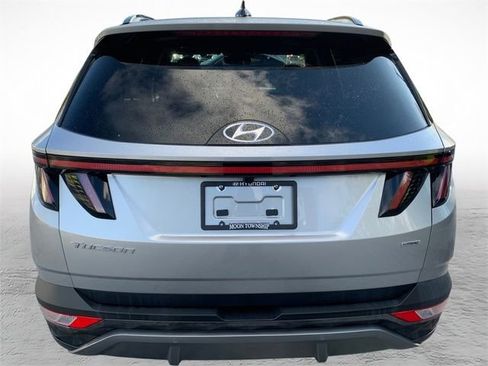 Used 2023 Hyundai Tucson Limited AWD/4WD image 4