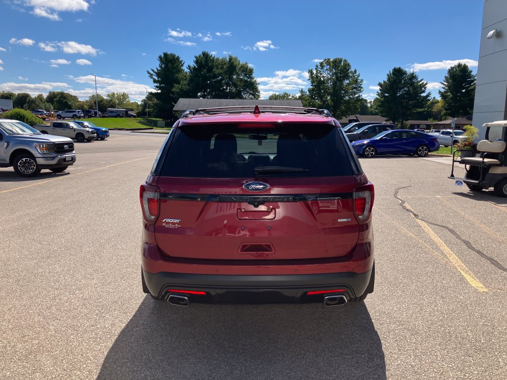 Used 2017 Ford Explorer Sport w/ Equipment Group 401A AWD/4WD image 8