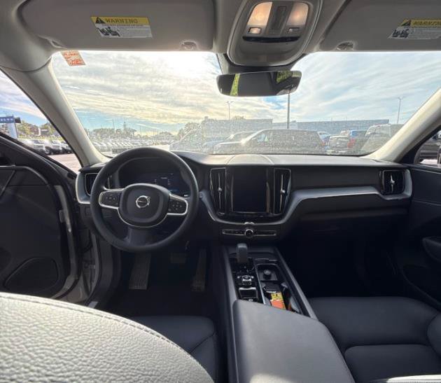 Used 2024 Volvo XC60 B5 Core w/ Climate Package AWD/4WD image 8
