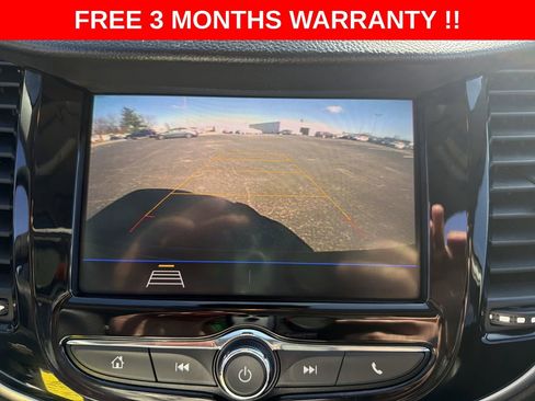 Used 2021 Chevrolet Trax LT image 18