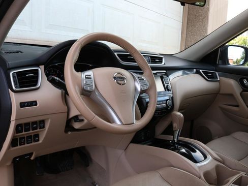 Used 2014 Nissan Rogue SL w/ SL Premium Package AWD/4WD image 18