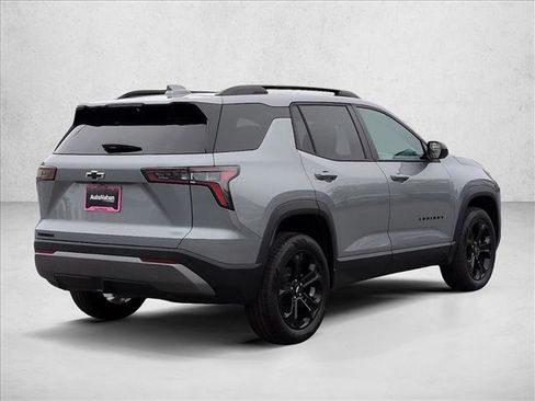 New 2026 Chevrolet Equinox LT FWD image 2