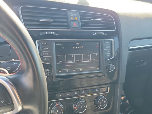 Used 2017 Volkswagen GTI Sport image 14