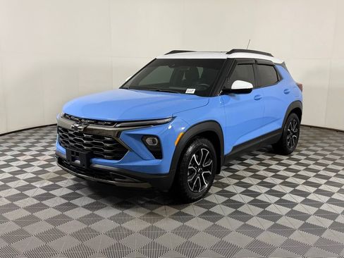 Used 2024 Chevrolet TrailBlazer ACTIV w/ Convenience Package image 8