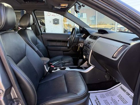 Used 2011 Ford Focus SEL w/ 301A Rapid Spec Order Code image 9